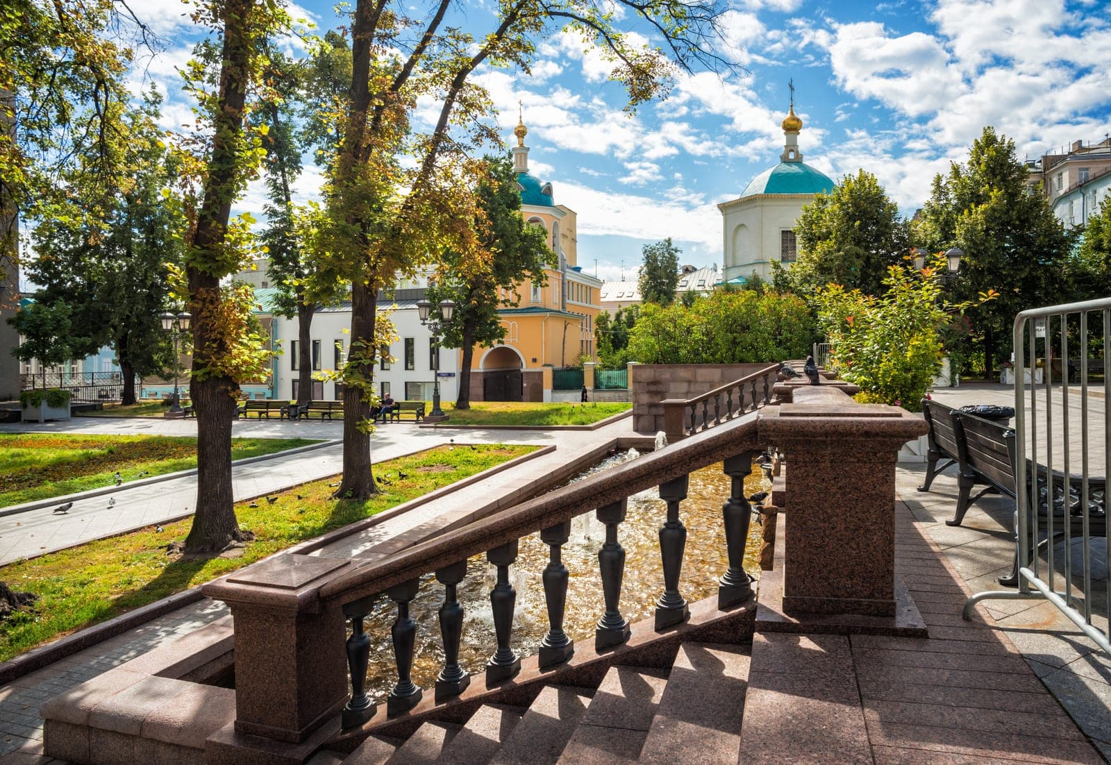 Столешников переулок