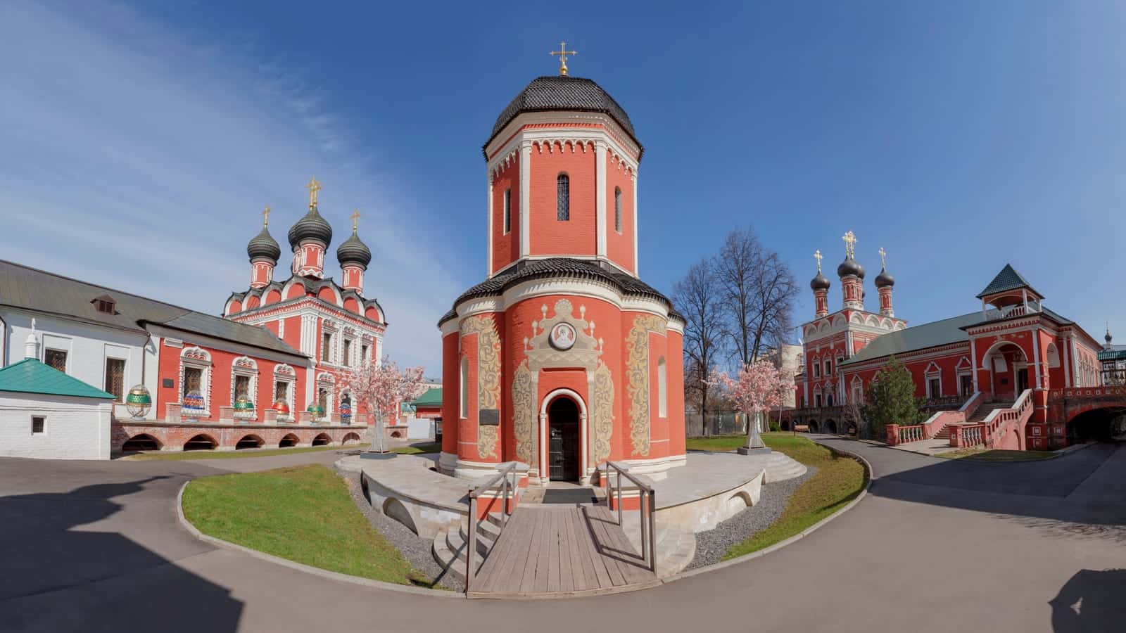 Высоко-Петровский монастырь
